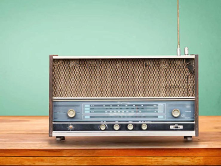 为什么收音机能选择电台？
