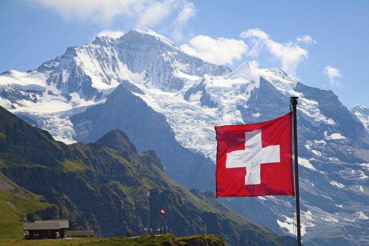 为什么瑞士被称为“钟表王国”？